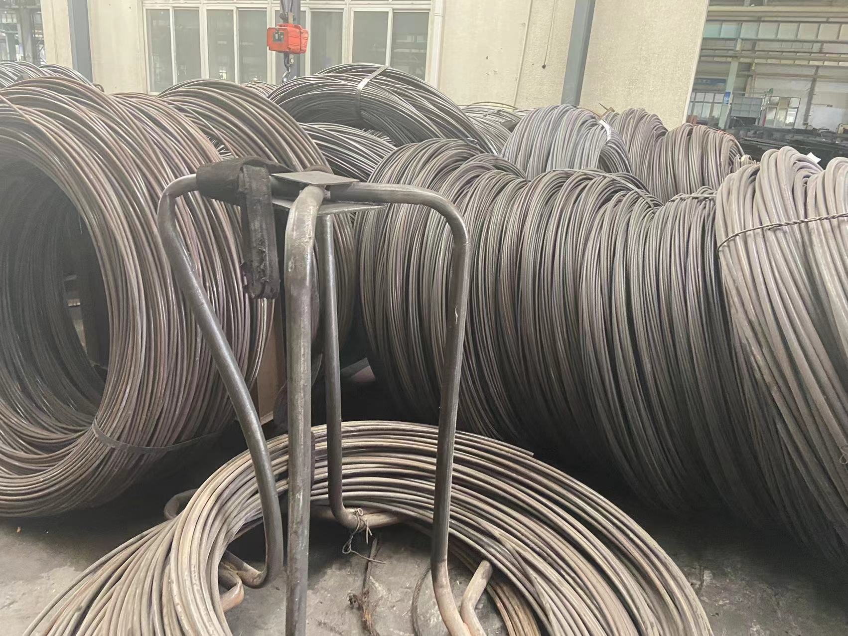 Focus sui materiali di fissaggio 2026: acciaio al carbonio Q235: la pietra angolare delle soluzioni di fissaggio economicamente vantaggiose